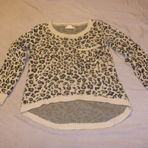 EUC Billabong Leopard print Hi-low sweater